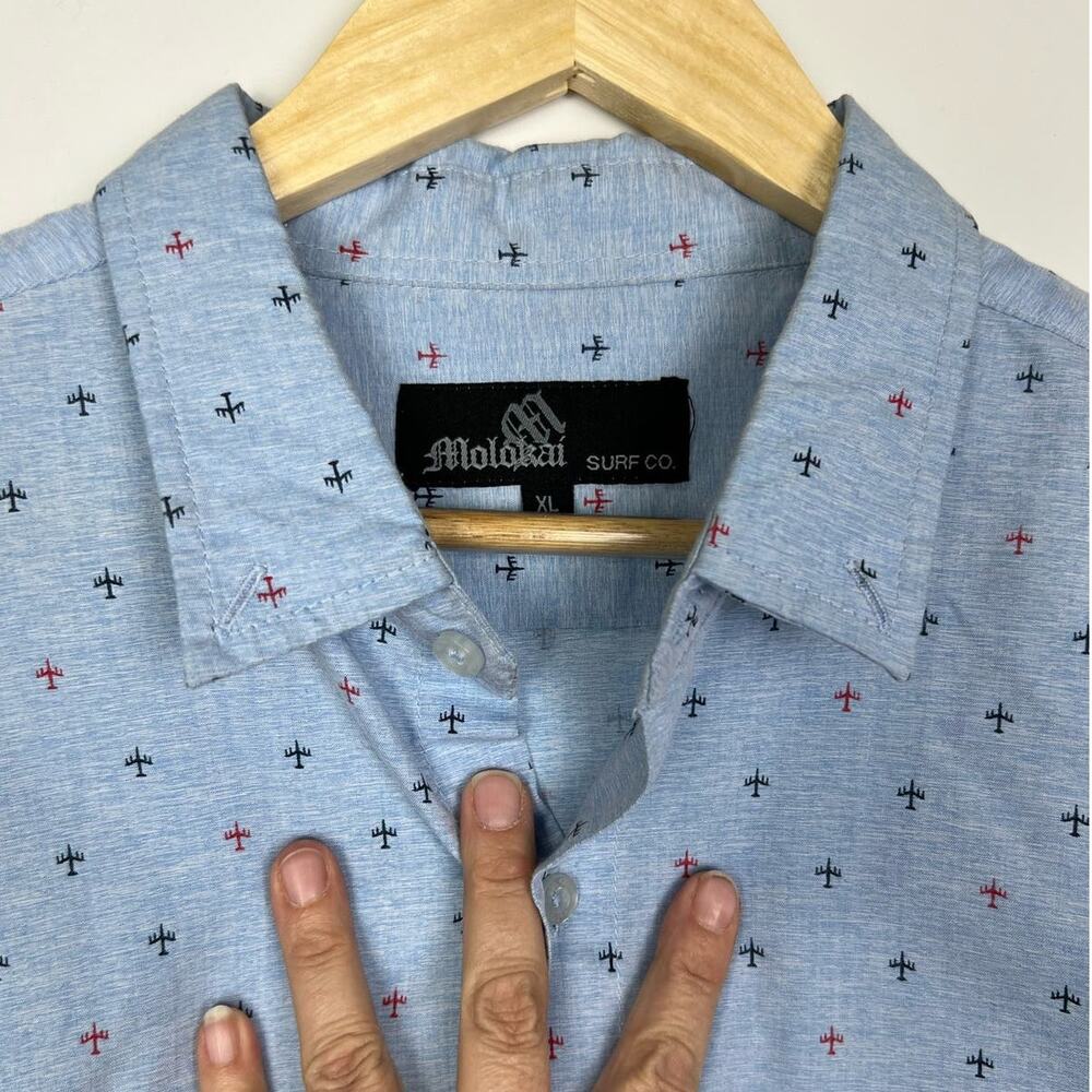Molokai Surf Molokai Button Up Slim Fit Hawaiian … - image 2